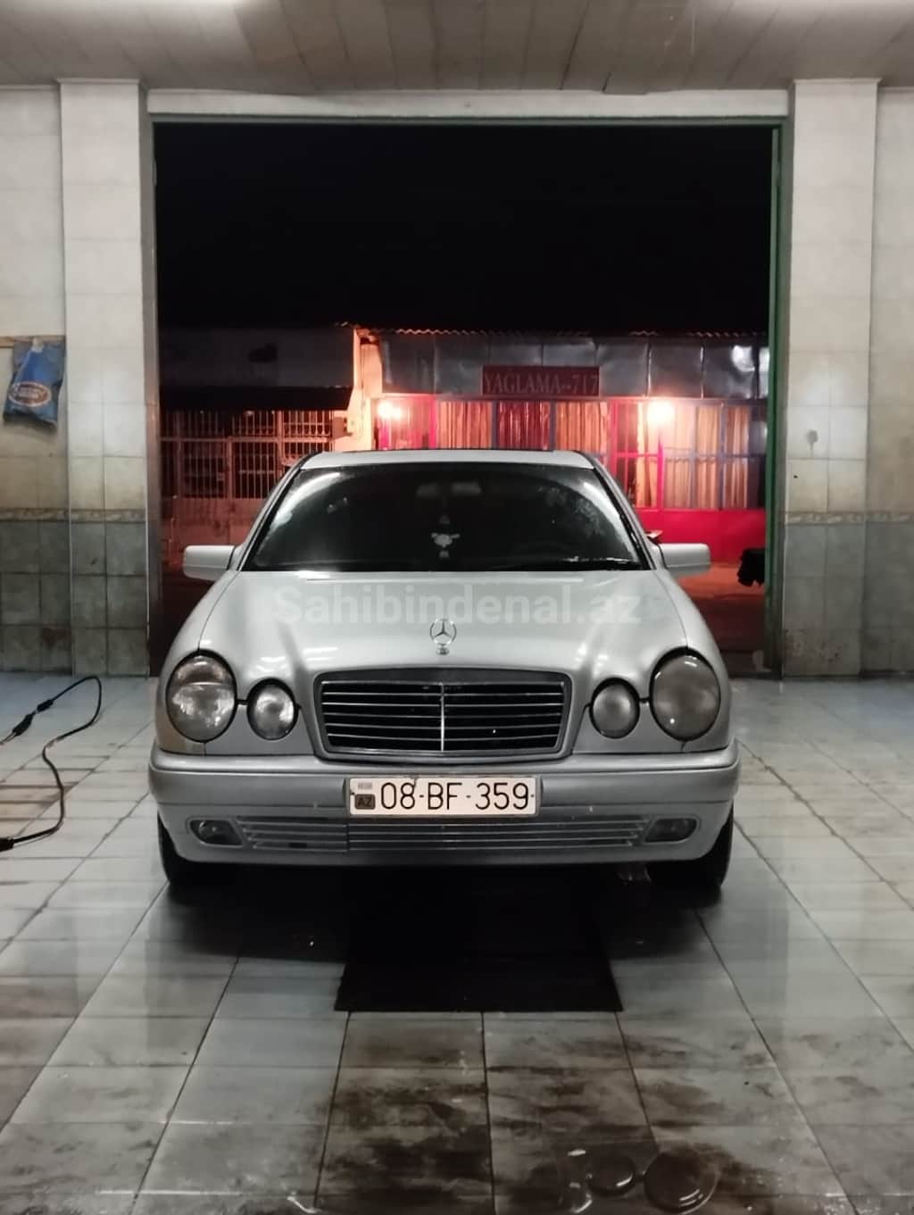 Mersedes E220 