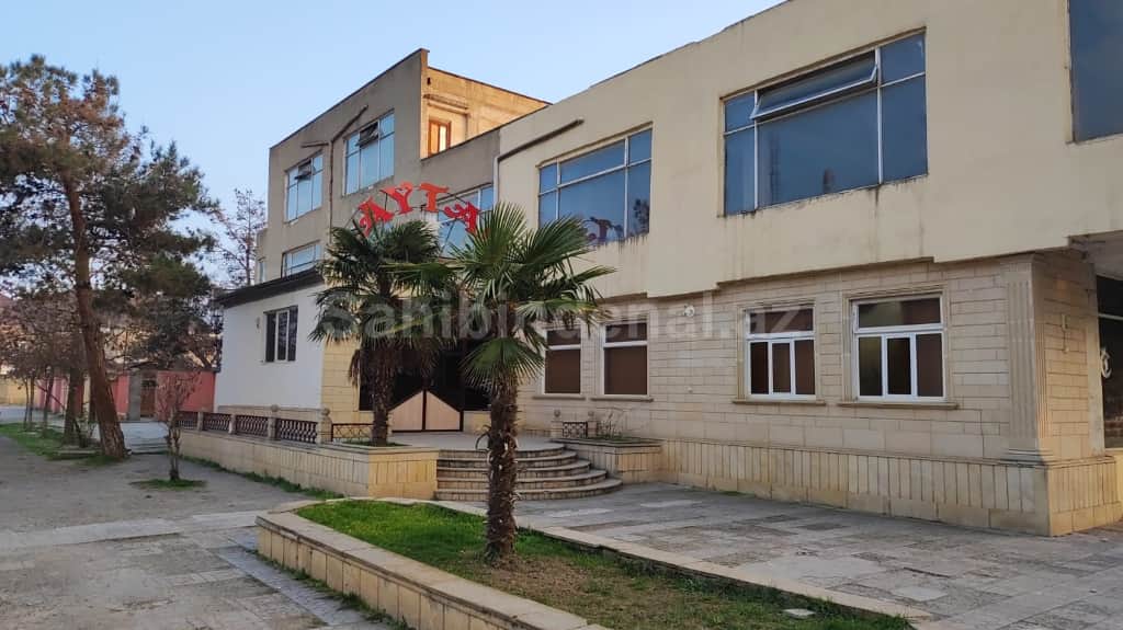 Şadlıq sarayı satılır