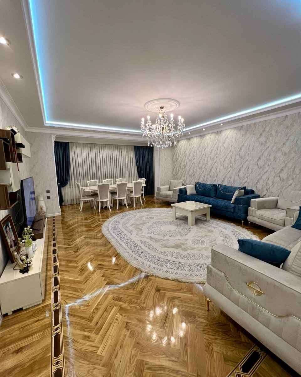 Yasamal Rayonunda 4 otaqli menzil satilir